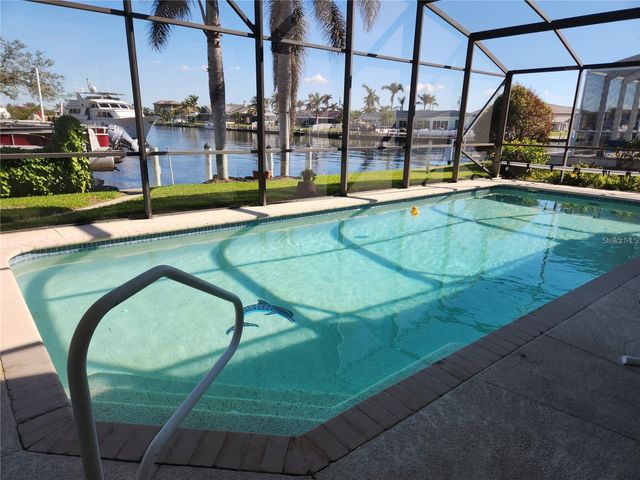 2215 PALM TREE DRIVE, Punta Gorda, FL 33950