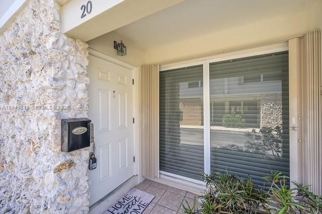 5555 N Ocean Blvd 20, Lauderdale By The Sea, FL 33308