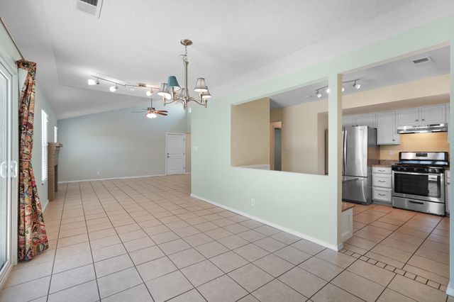 444 Wagon Train Drive SE, Rio Rancho, NM 87124