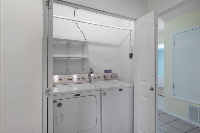 444 Wagon Train Drive SE, Rio Rancho, NM 87124