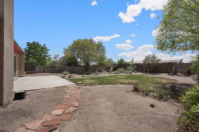 444 Wagon Train Drive SE, Rio Rancho, NM 87124