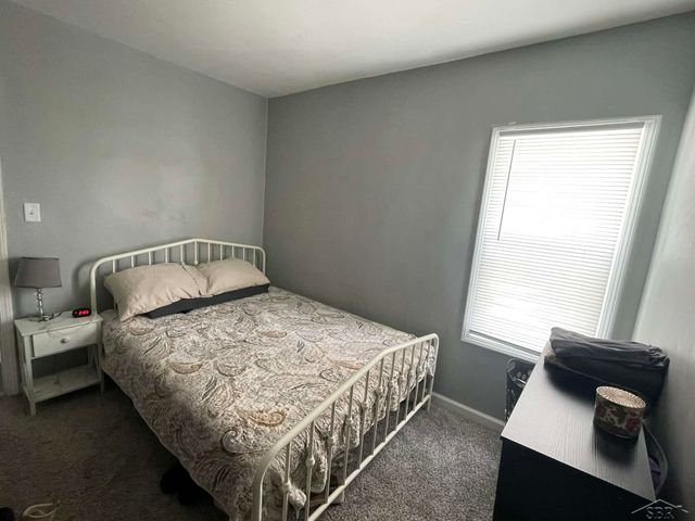 1804 N Charles Street, Saginaw, MI 48602
