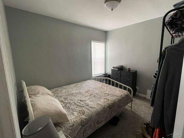 1804 N Charles Street, Saginaw, MI 48602