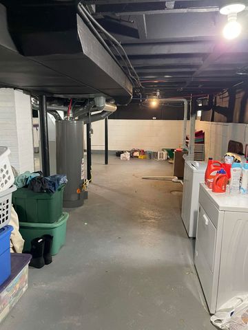 1804 N Charles Street, Saginaw, MI 48602