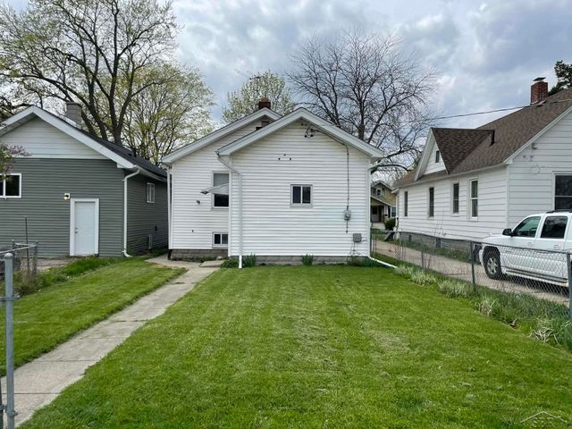 1804 N Charles Street, Saginaw, MI 48602