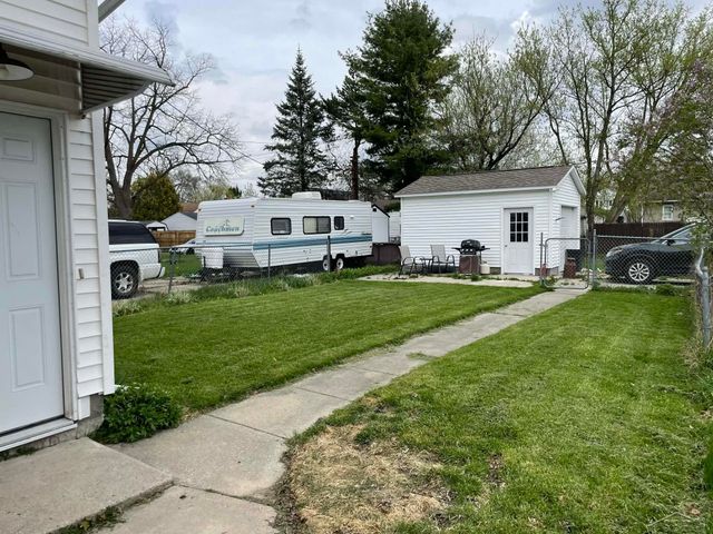 1804 N Charles Street, Saginaw, MI 48602