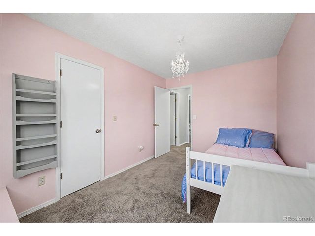 642 Howe Cir, Castle Rock, CO 80104