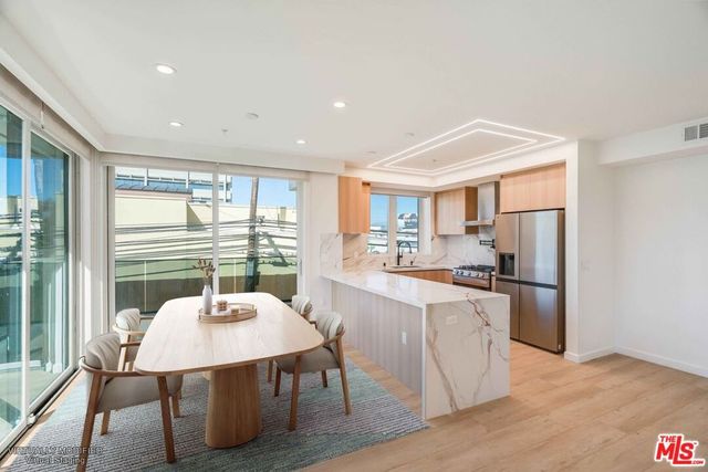 1414 S Beverly Drive 303, Los Angeles, CA 90035