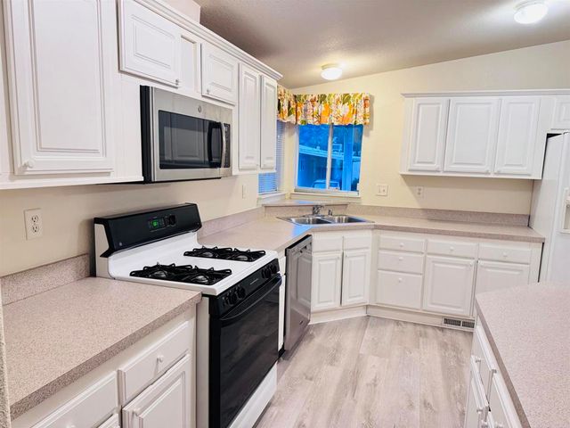 3131 Valley Road 67, National City, CA 91950