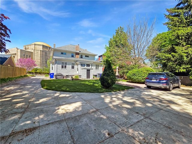 17 Sessions Street, Providence, RI 02906
