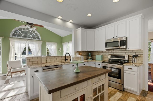 8199 Vadith Court, West Chester, OH 45069