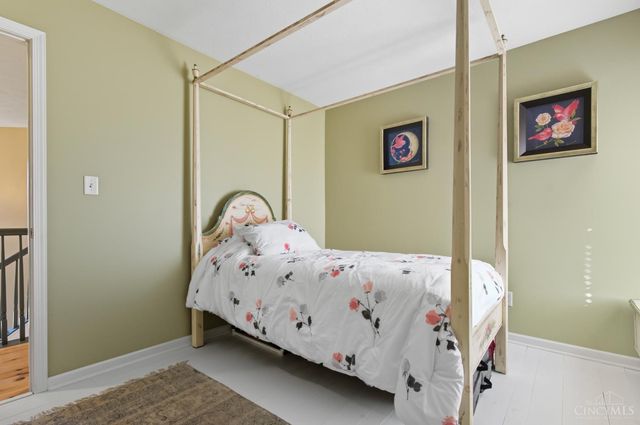 8199 Vadith Court, West Chester, OH 45069