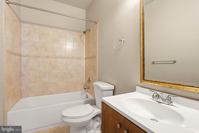 320 GENESEE ST, Trenton, NJ 08611