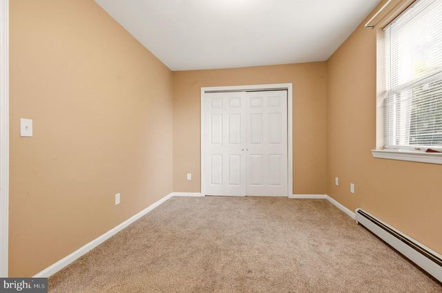 320 GENESEE ST, Trenton, NJ 08611