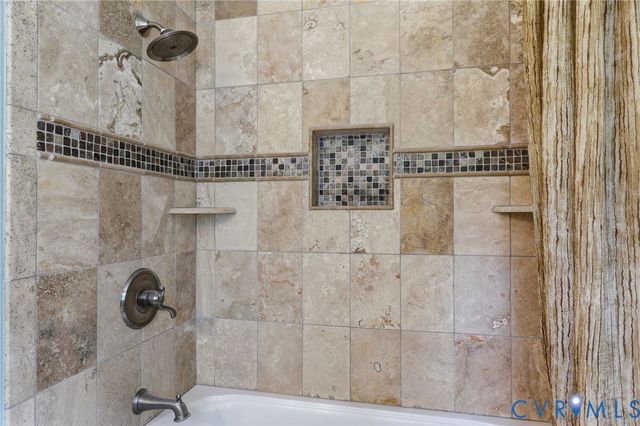 1801 Windingridge Dr, Henrico, VA 23238