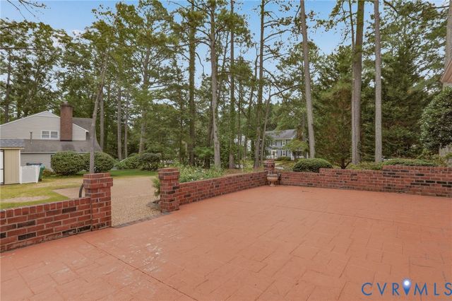 1801 Windingridge Dr, Henrico, VA 23238