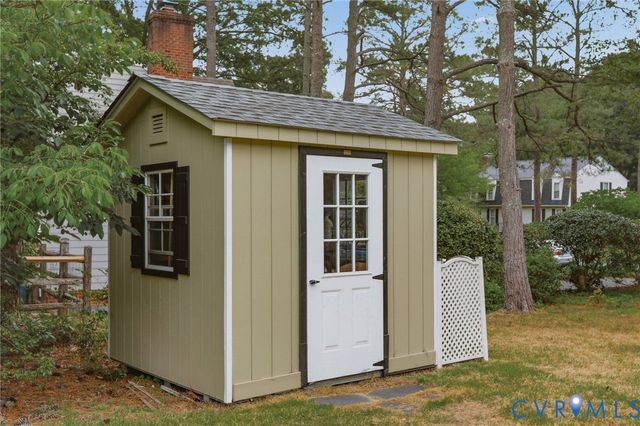 1801 Windingridge Dr, Henrico, VA 23238