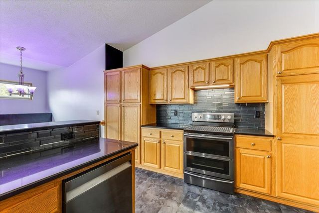 449 S Limuel Ct., Wichita, KS 67235