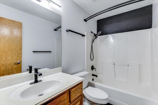 449 S Limuel Ct., Wichita, KS 67235