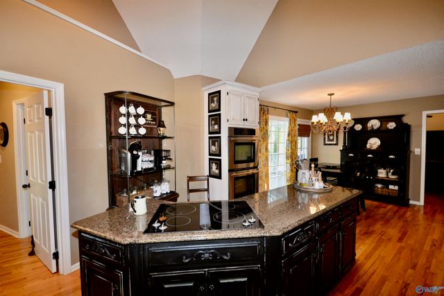 120 Arbery Drive NW, Huntsville, AL 35806
