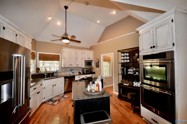 120 Arbery Drive NW, Huntsville, AL 35806
