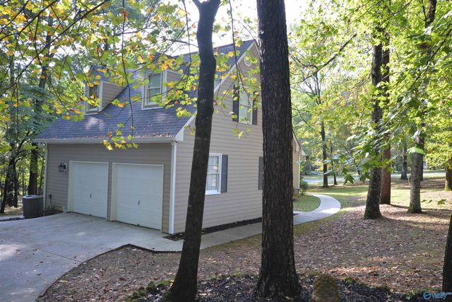 120 Arbery Drive NW, Huntsville, AL 35806