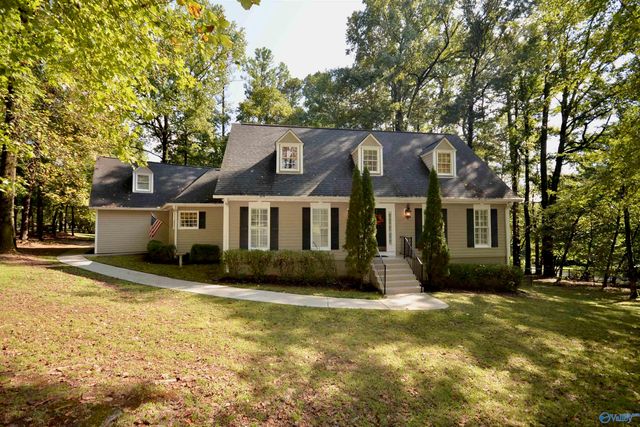120 Arbery Drive NW, Huntsville, AL 35806