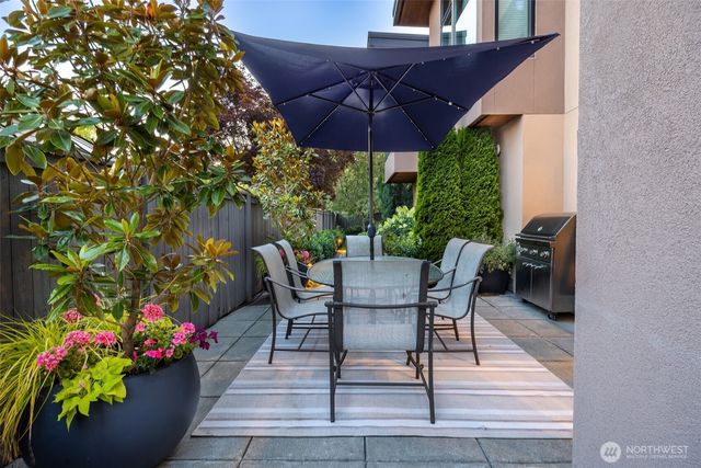 719 99th Avenue NE, Bellevue, WA 98004