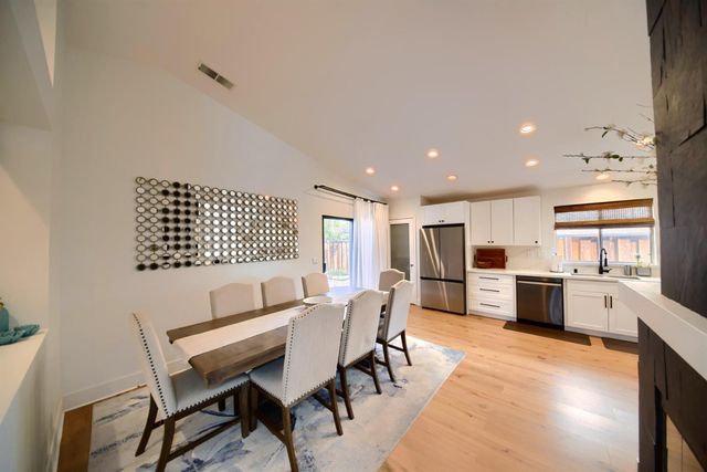 471 Pombo Square Dr, Tracy, CA 95376