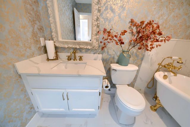 471 Pombo Square Dr, Tracy, CA 95376