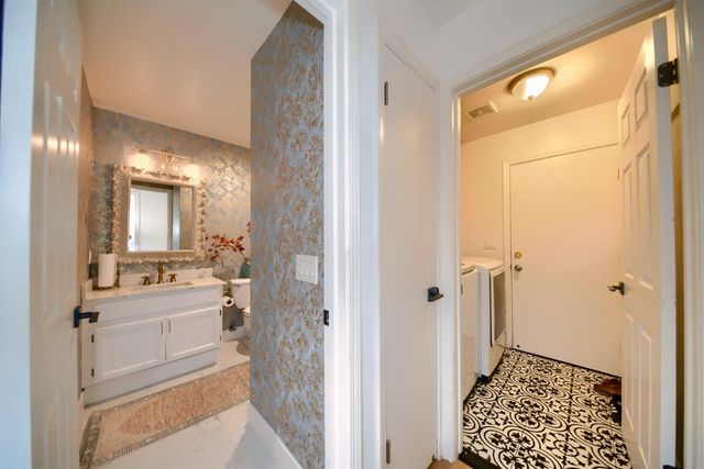 471 Pombo Square Dr, Tracy, CA 95376