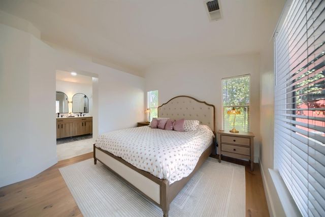 471 Pombo Square Dr, Tracy, CA 95376