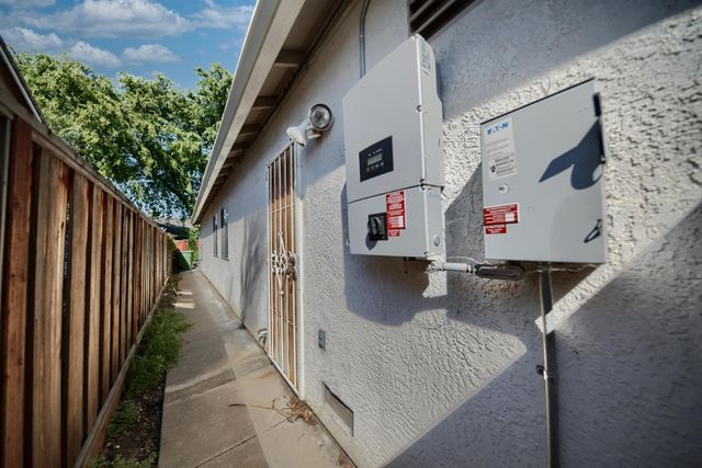 471 Pombo Square Dr, Tracy, CA 95376