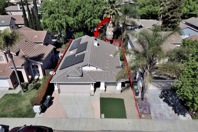 471 Pombo Square Dr, Tracy, CA 95376