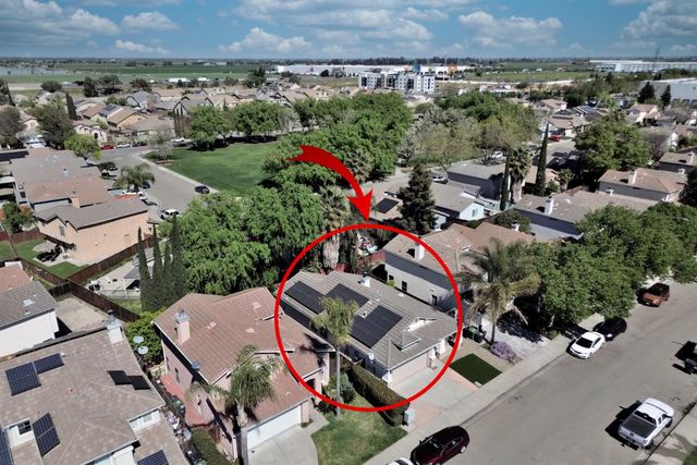 471 Pombo Square Dr, Tracy, CA 95376