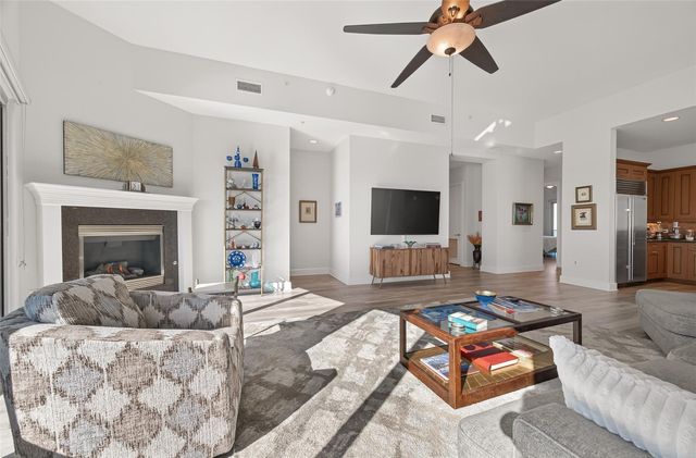 4821 Nasa Parkway 22E, Pasadena, TX 77586