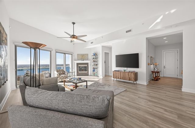 4821 Nasa Parkway 22E, Pasadena, TX 77586