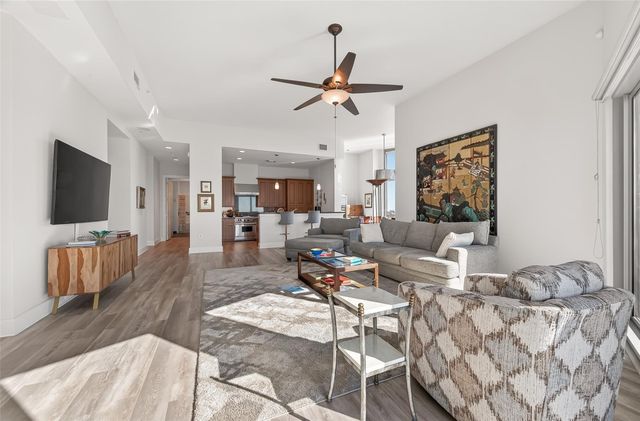 4821 Nasa Parkway 22E, Pasadena, TX 77586