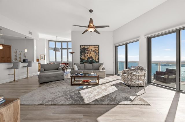 4821 Nasa Parkway 22E, Pasadena, TX 77586