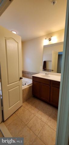 12425 HORSESHOE BEND CIR, Clarksburg, MD 20871