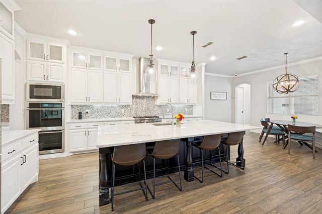 404 Nora Lane, Argyle, TX 76226