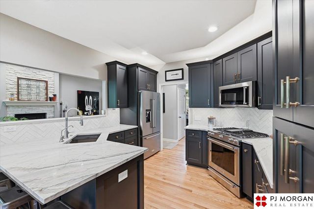 2226 S 89th Court, Omaha, NE 68124