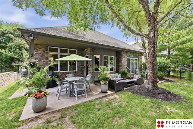 2226 S 89th Court, Omaha, NE 68124