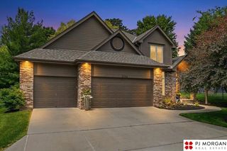 2226 S 89th Court, Omaha, NE 68124