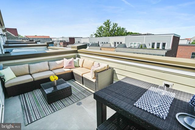 512 REGENT PL NE, Washington, DC 20017