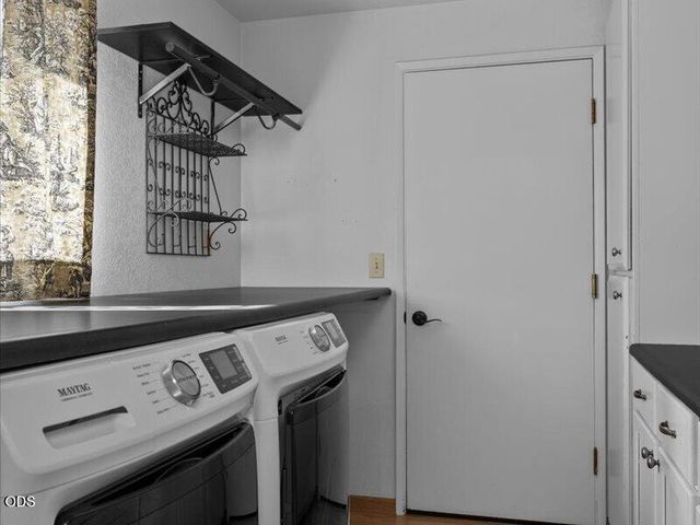 627 Carriage Road, Grants Pass, OR 97526