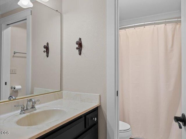 627 Carriage Road, Grants Pass, OR 97526