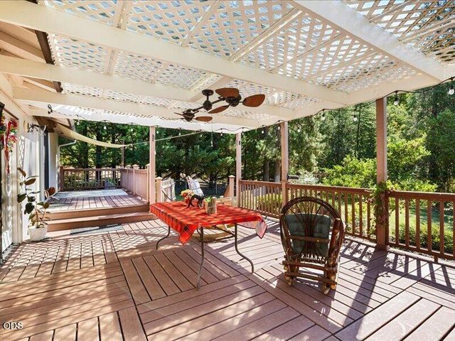 627 Carriage Road, Grants Pass, OR 97526
