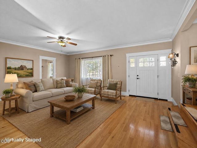 627 Carriage Road, Grants Pass, OR 97526