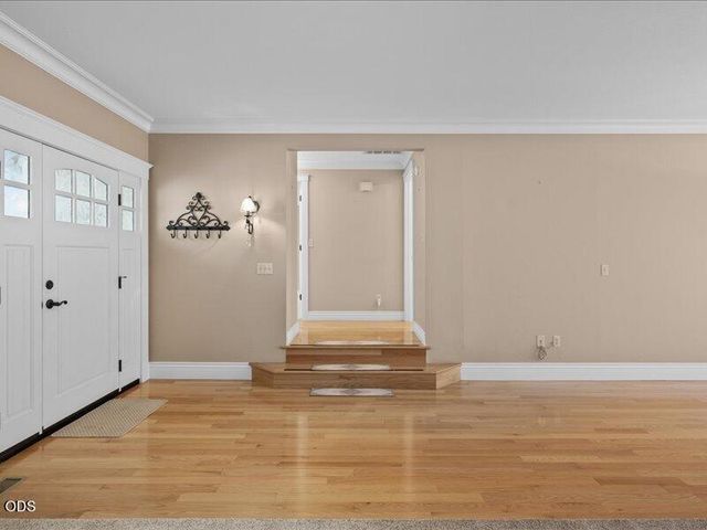 627 Carriage Road, Grants Pass, OR 97526